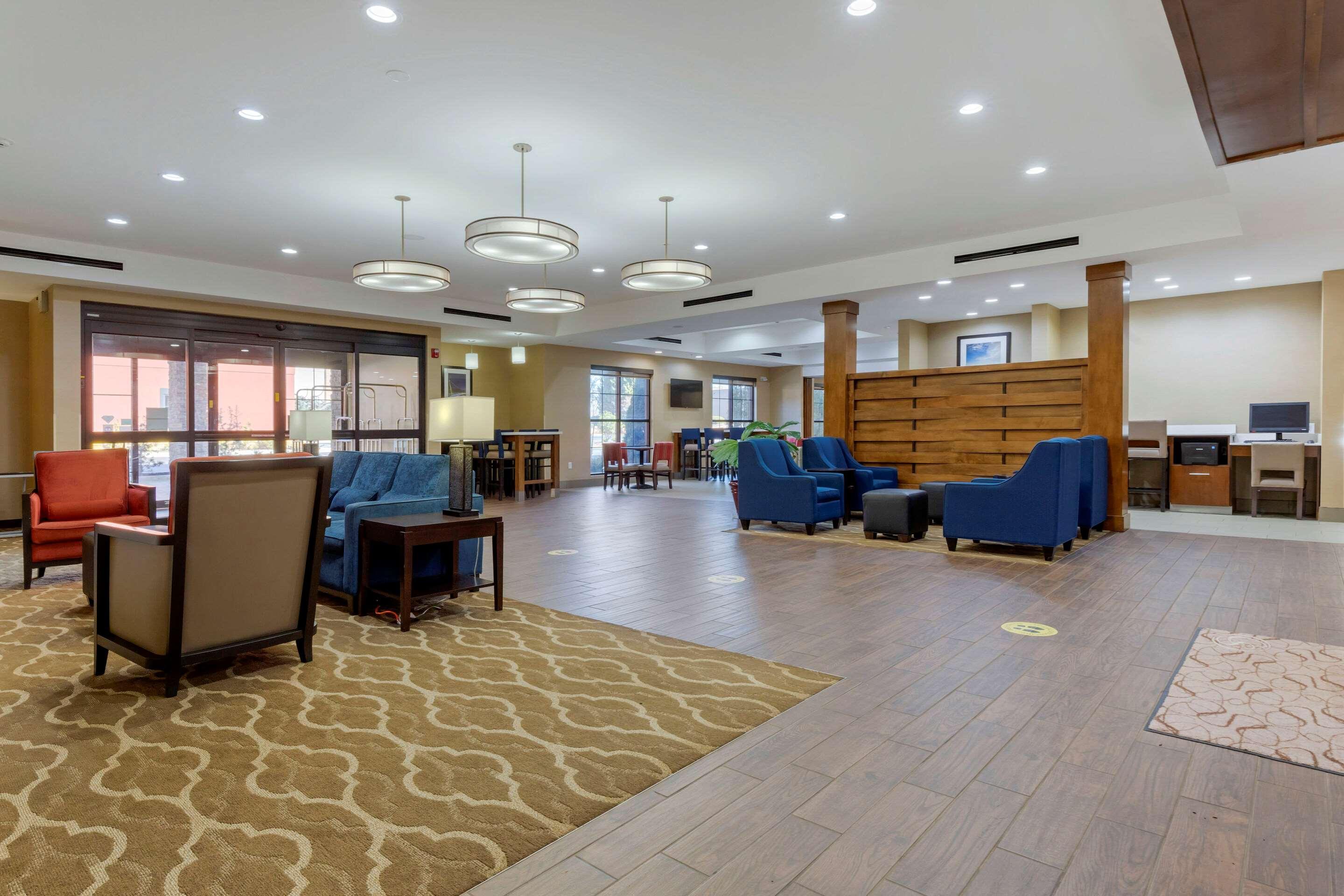 Comfort Suites Greenville South Piedmont Εξωτερικό φωτογραφία