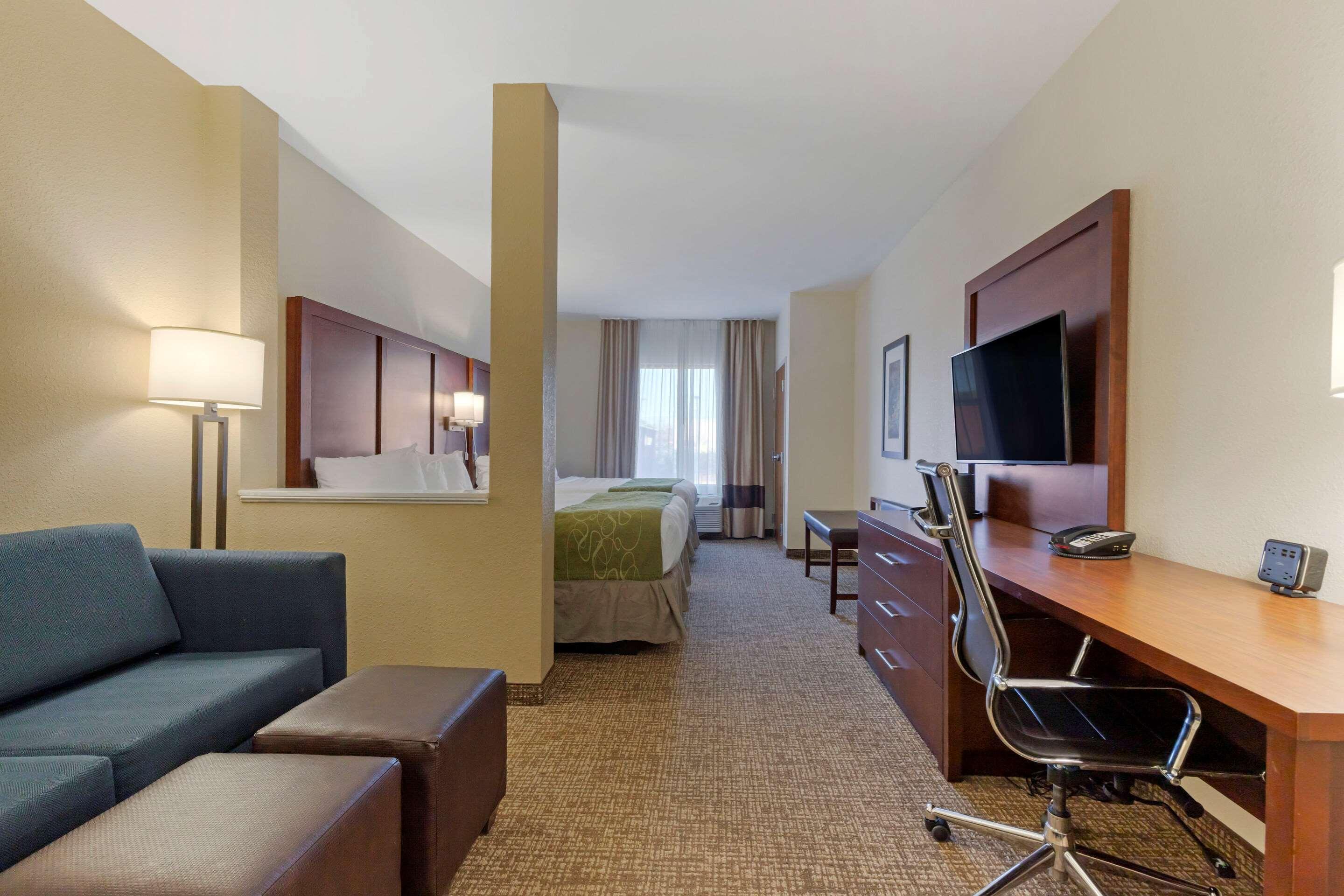 Comfort Suites Greenville South Piedmont Εξωτερικό φωτογραφία